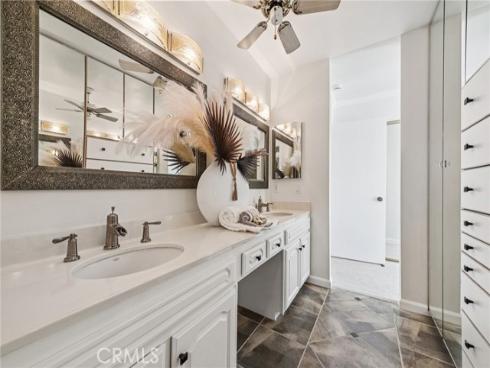 3592  Windspun  , Huntington Beach, CA