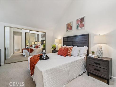 3592  Windspun  , Huntington Beach, CA