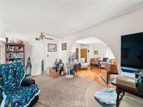 6261  Balmoral  , Huntington Beach, CA