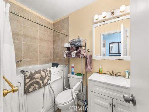 6261  Balmoral  , Huntington Beach, CA