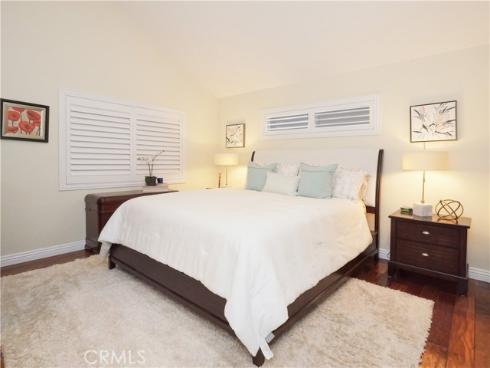 320  15th  , Huntington Beach, CA