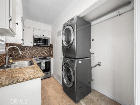 19880  Berkshire  , Huntington Beach, CA