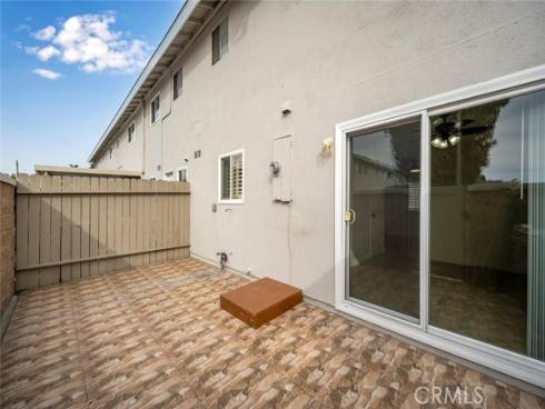 19880  Berkshire  , Huntington Beach, CA