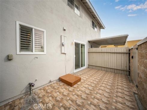 19880  Berkshire  , Huntington Beach, CA