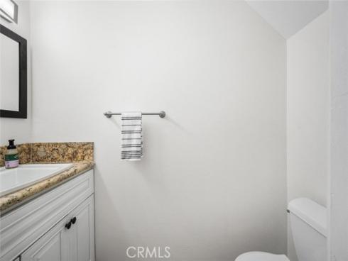 19880  Berkshire  , Huntington Beach, CA