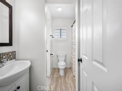 19880  Berkshire  , Huntington Beach, CA