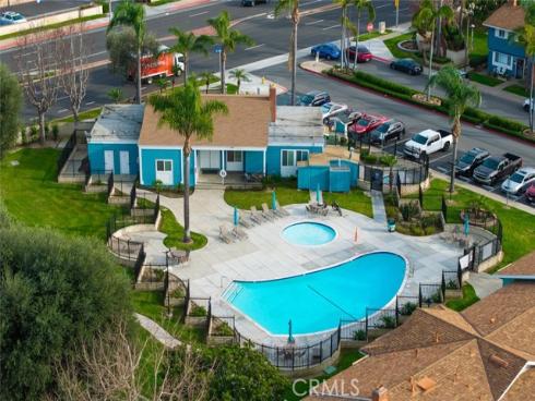 19880  Berkshire  , Huntington Beach, CA