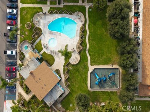 19880  Berkshire  , Huntington Beach, CA