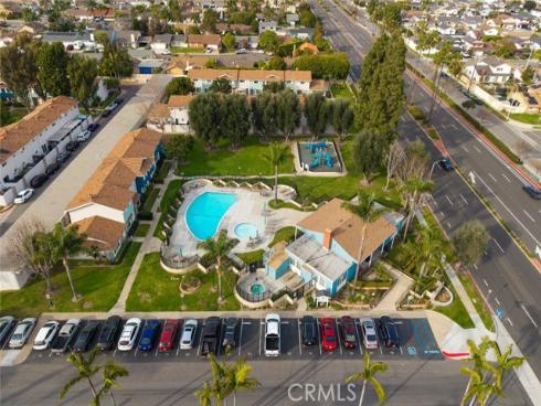 19880  Berkshire  , Huntington Beach, CA