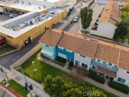 19880  Berkshire  , Huntington Beach, CA