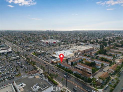 19880  Berkshire  , Huntington Beach, CA