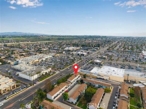 19880  Berkshire  , Huntington Beach, CA