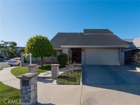 21891  Summerwind  , Huntington Beach, CA