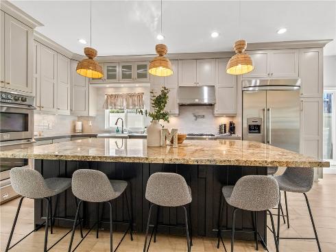 219  2nd   Street, Huntington Beach, CA