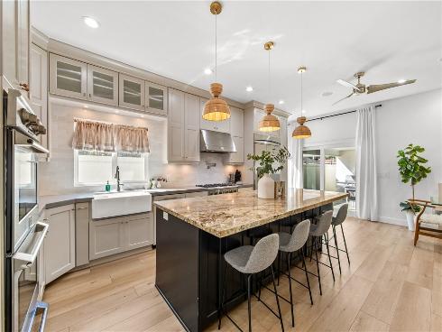 219  2nd   Street, Huntington Beach, CA