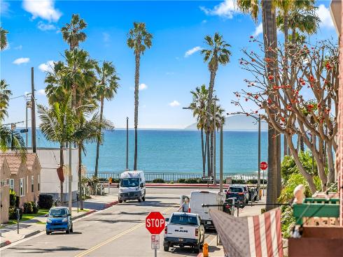 219  2nd   Street, Huntington Beach, CA