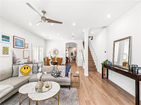 219  2nd   Street, Huntington Beach, CA