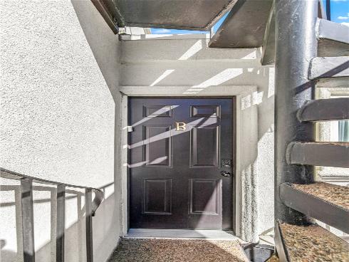 219  2nd   Street, Huntington Beach, CA