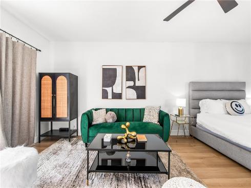 219  2nd   Street, Huntington Beach, CA