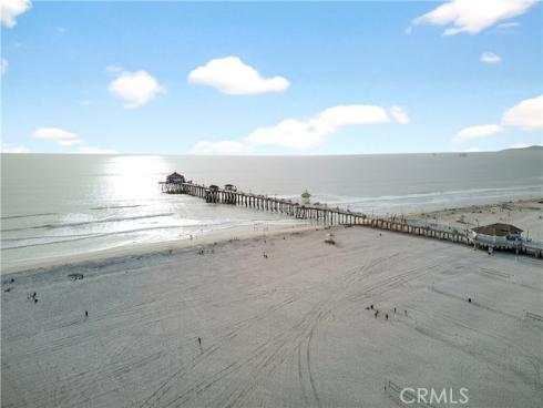 219  2nd   Street, Huntington Beach, CA