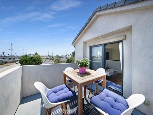 1017  Delaware   Street, Huntington Beach, CA