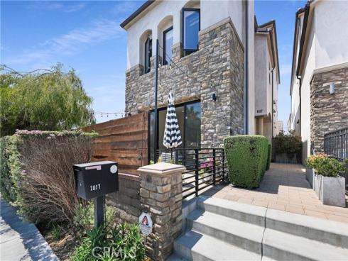 1017  Delaware   Street, Huntington Beach, CA