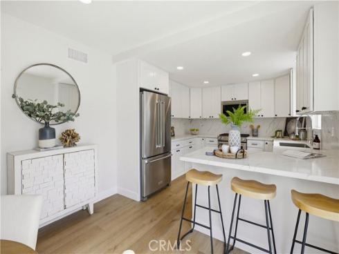 4652  Prelude  , Huntington Beach, CA