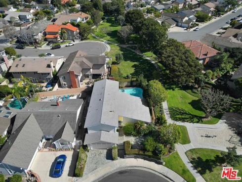 16352  Wildfire   Circle, Huntington Beach, CA