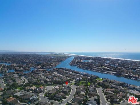 16352  Wildfire   Circle, Huntington Beach, CA