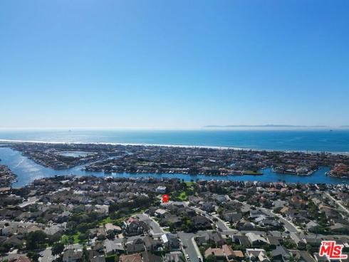 16352  Wildfire   Circle, Huntington Beach, CA