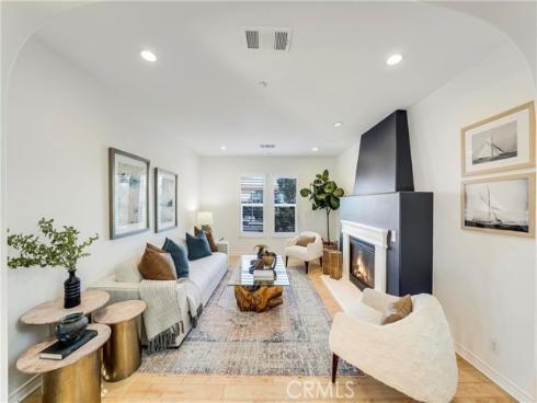 7988  Aldea  , Huntington Beach, CA