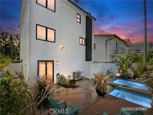 4651  Los Patos   Avenue, Huntington Beach, CA