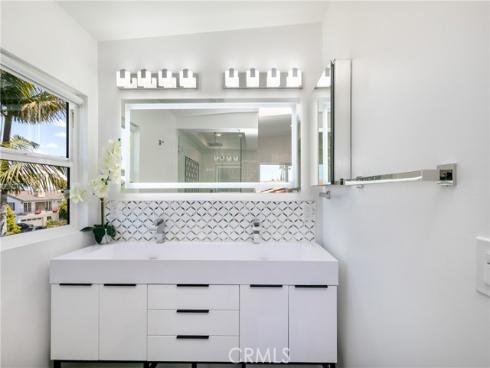 4651  Los Patos   Avenue, Huntington Beach, CA