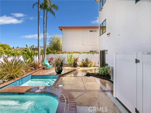 4651  Los Patos   Avenue, Huntington Beach, CA
