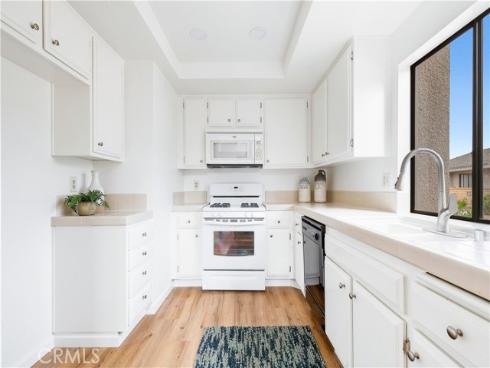 8815  Yuba  1101C  Circle, Huntington Beach, CA