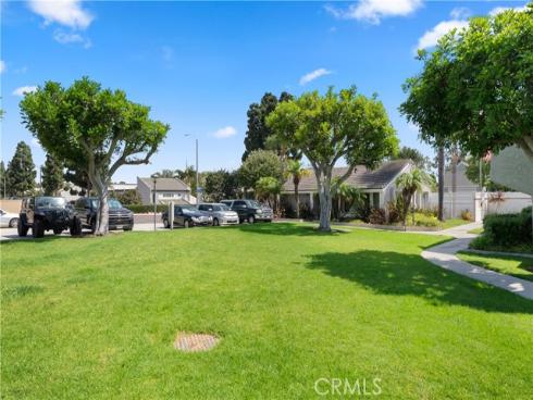 18853  Lister Lane  , Huntington Beach, CA