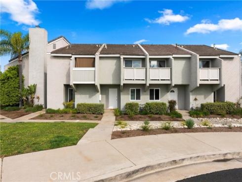 18853  Lister Lane  , Huntington Beach, CA