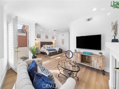 304  Goldenwest   Street, Huntington Beach, CA