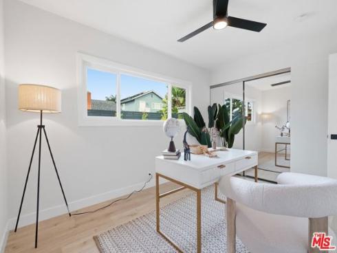 19891  Gloucester   Lane, Huntington Beach, CA