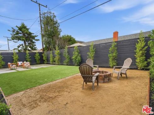 19891  Gloucester   Lane, Huntington Beach, CA