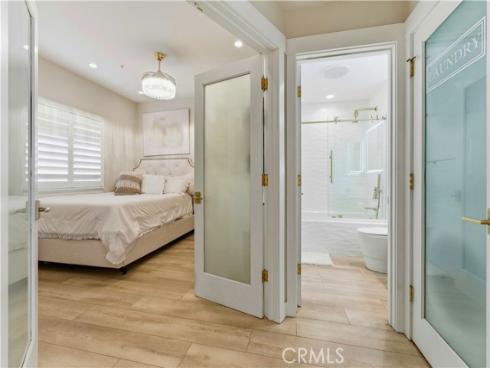 200  Pacific Coast Hwy  418 , Huntington Beach, CA