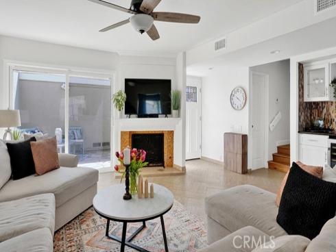 19471  Sandcastle  , Huntington Beach, CA