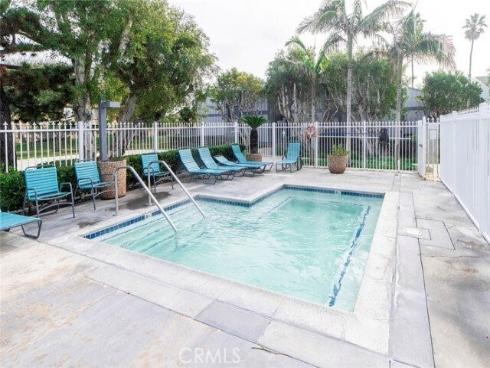 17092  Pacific Coast Hwy  204 , Huntington Beach, CA