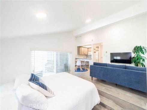 17092  Pacific Coast Hwy  204 , Huntington Beach, CA