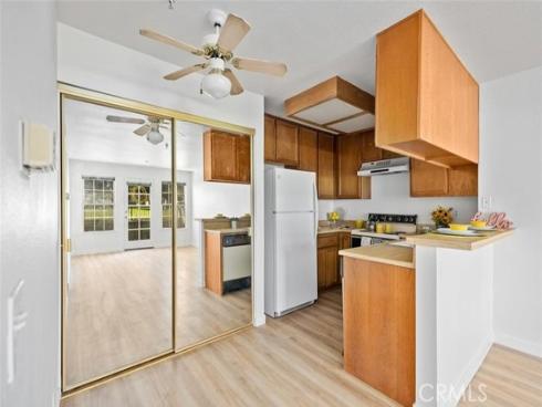 18242  Parkview  106 , Huntington Beach, CA
