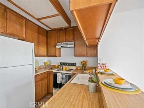 18242  Parkview  , Huntington Beach, CA