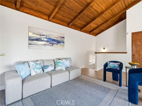 5032  Galway  , Huntington Beach, CA