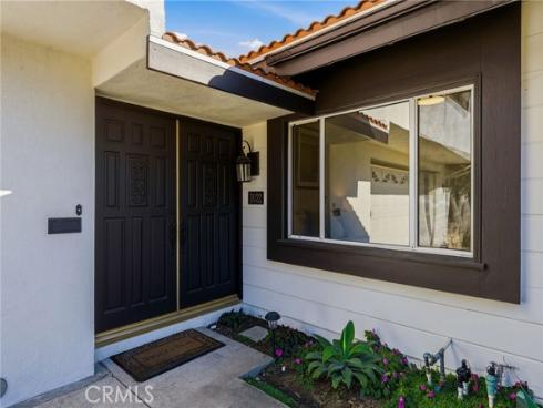 5032  Galway  , Huntington Beach, CA