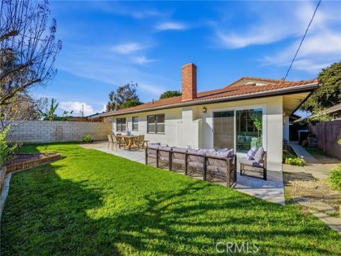 5032  Galway  , Huntington Beach, CA