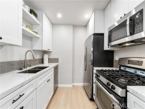 6600  Warner  10 , Huntington Beach, CA